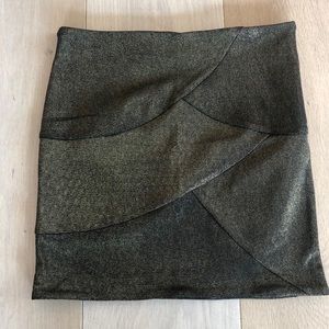 Zara gold mini skirt sz. S